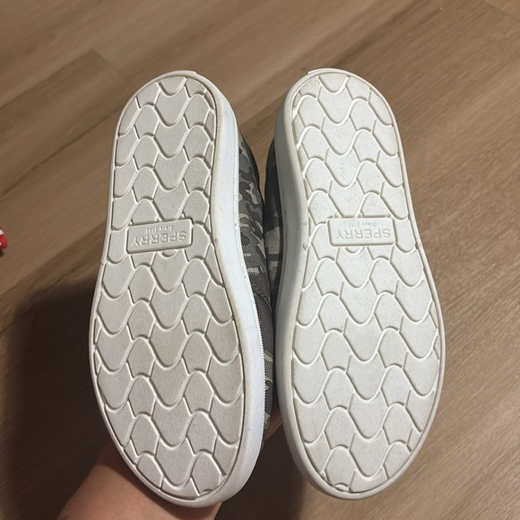 Camo toddler Sperrys - Picture 2 of 2